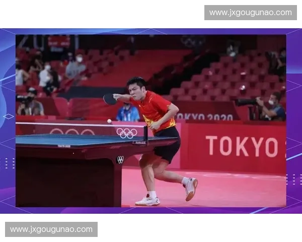 以边侧发球为核心的乒乓球比赛制胜策略与实战技巧解析接发球掌控力